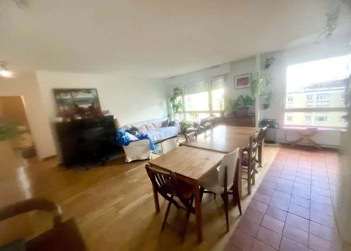 Mobility Lease 70 M2 For 4 Parking Belleville